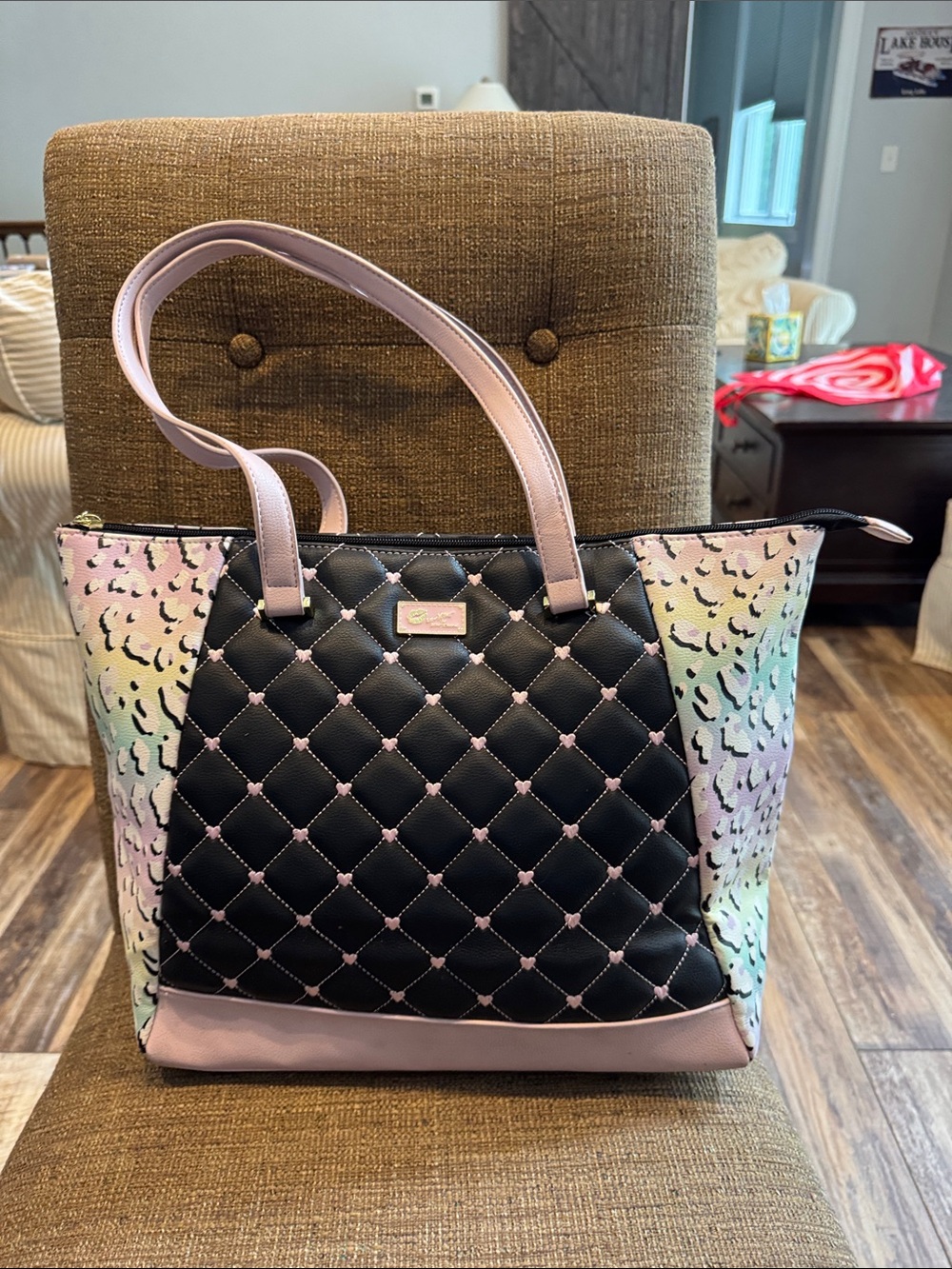 Betsey Johnson quilted hearts rainbow sides shoulder bag purse